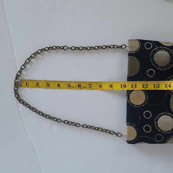 Black with gold circles gold chain purse - Picture 5 of 9